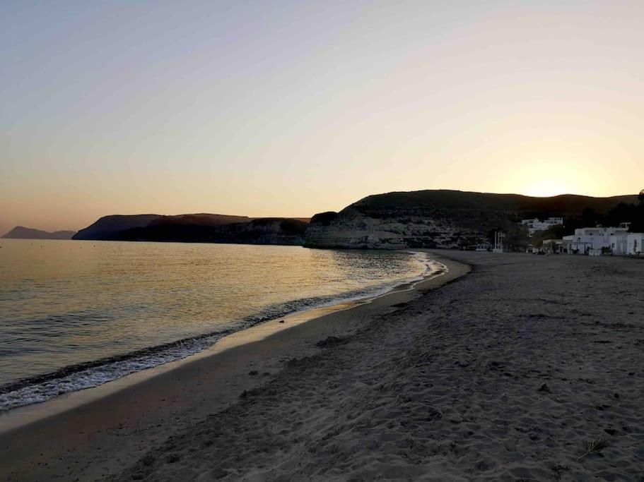 El Playaiso De Aguamarga Leilighet Agua Amarga  Eksteriør bilde